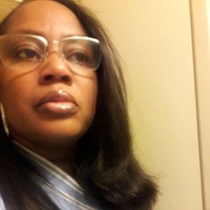 Meet your Posher, Pam